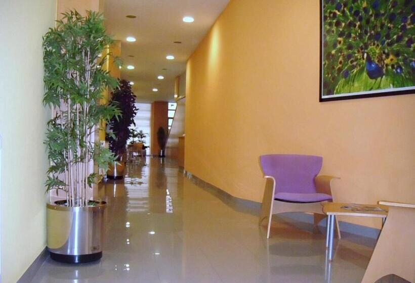 هتل Iraipe Achuri Auto Check In