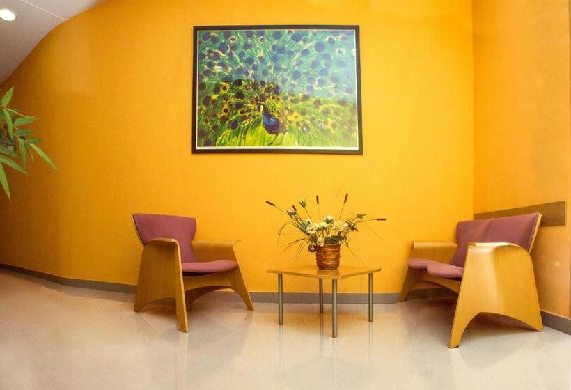 هتل Iraipe Achuri Auto Check In