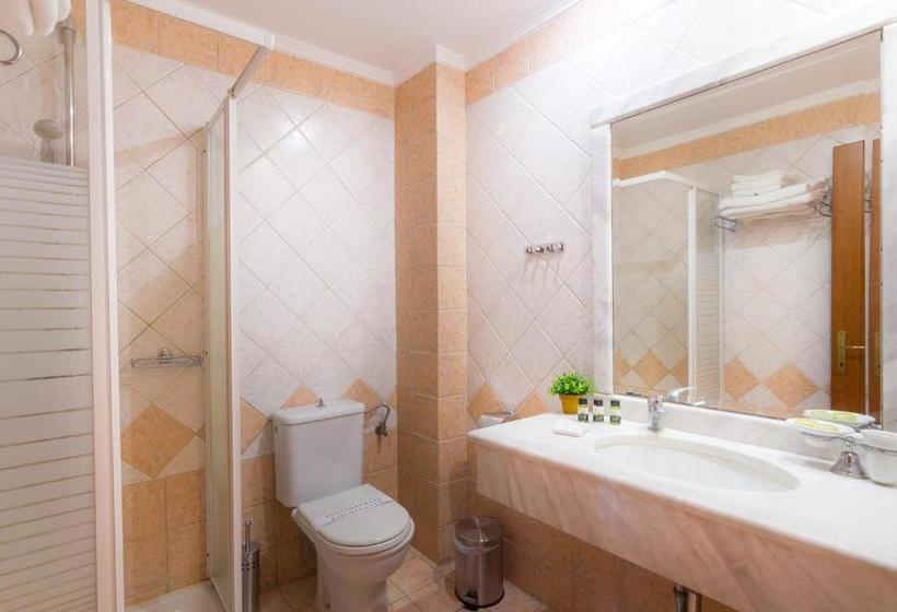 בית מלון כפרי Filosxenia Ismaros