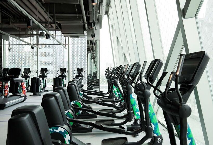 Отель Jen Beijing By Shangri La