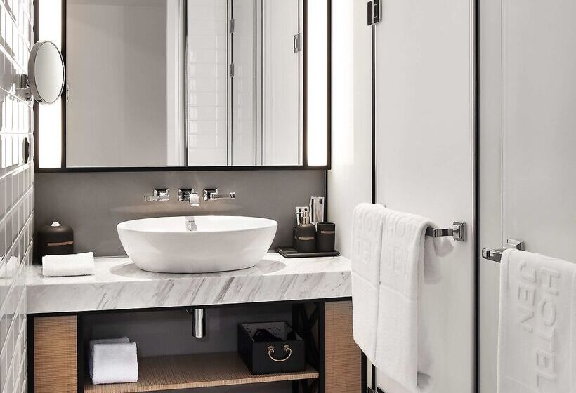 Отель Jen Beijing By Shangri La