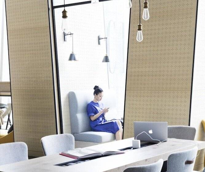 Отель Jen Beijing By Shangri La