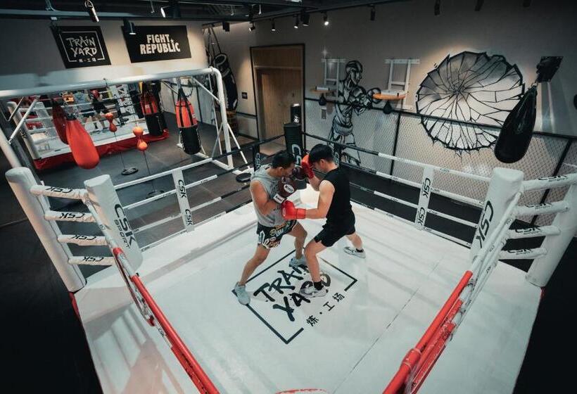 Отель Jen Beijing By Shangri La