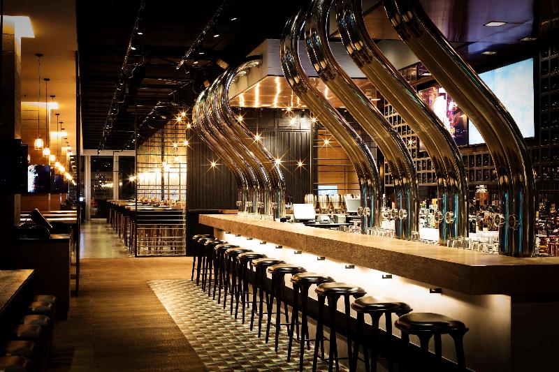 Отель Jen Beijing By Shangri La