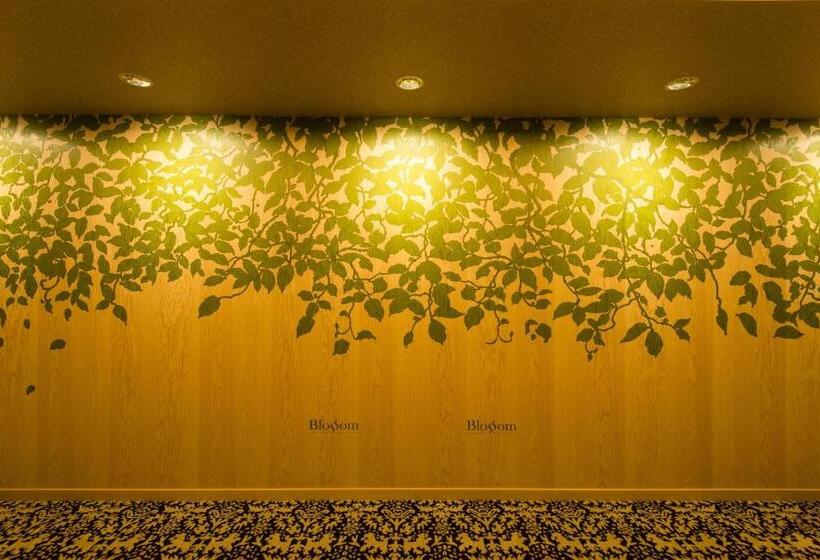 Jr Kyushu Hotel Blossom Oita