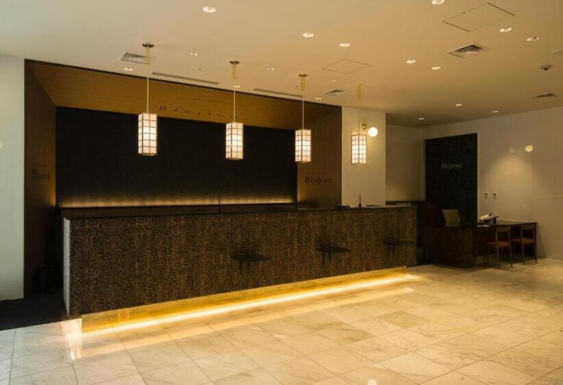 Jr Kyushu Hotel Blossom Oita