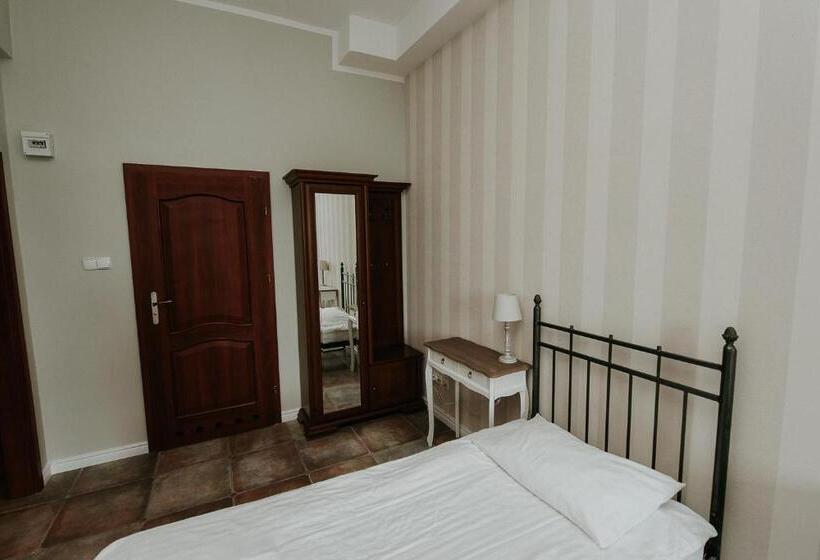 בית מלון כפרי Kuźnia Smaku