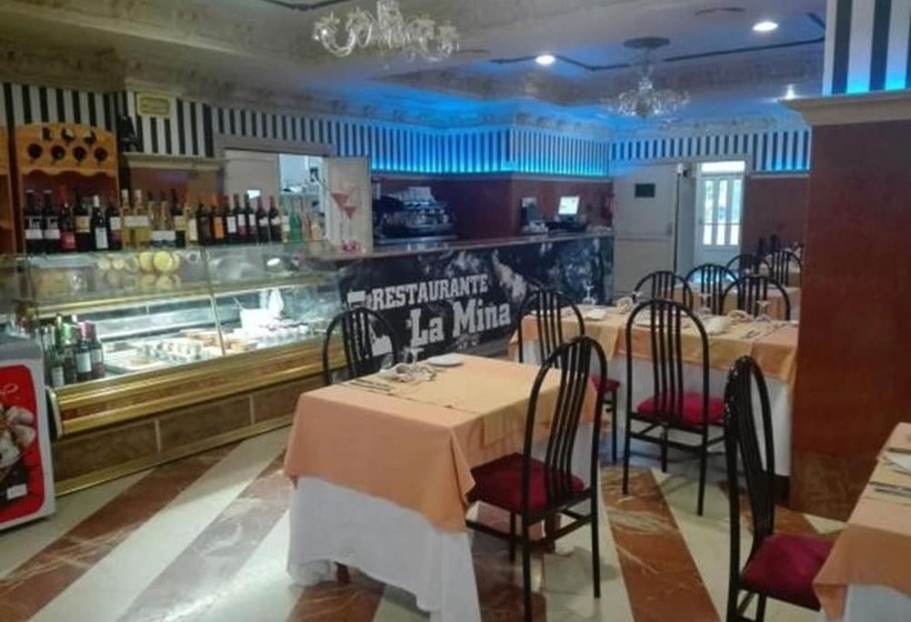 Отель La Mina