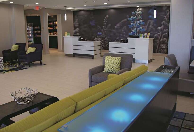 酒店 La Quinta By Wyndham Odessa North Sienna Tower