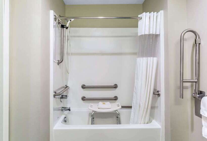 酒店 La Quinta By Wyndham Odessa North Sienna Tower