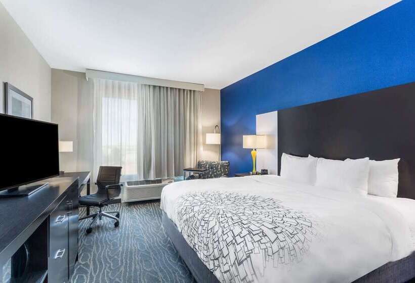 酒店 La Quinta By Wyndham Odessa North Sienna Tower