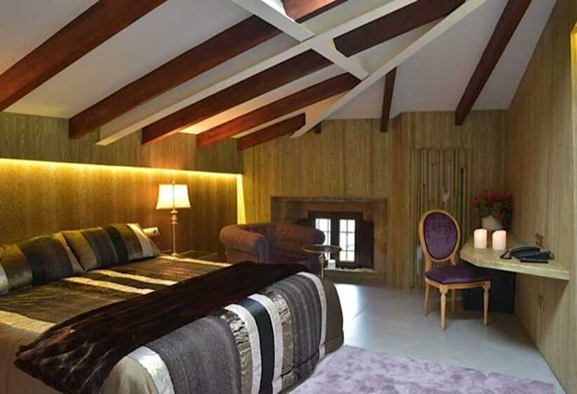 בית מלון כפרי Las Treixas