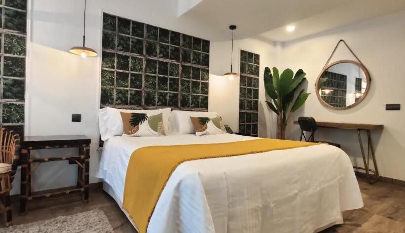 בית מלון כפרי Le Petit Boutique