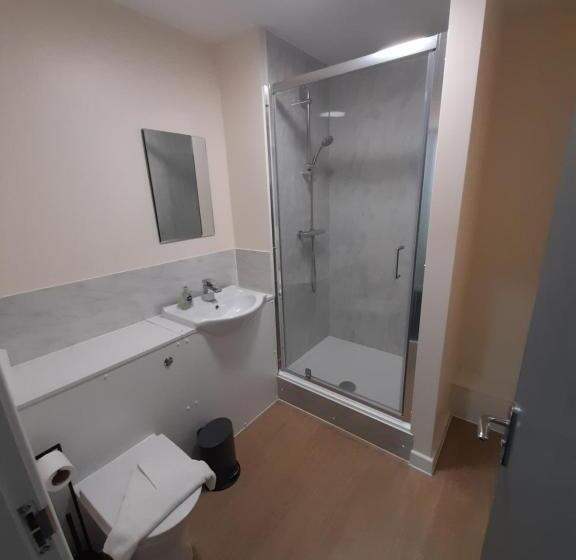 Lymedale Suites Studios & Aparthotel In Newcastle Under Lyme & Stoke