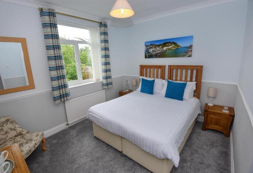 Отель Mevagissey Bay