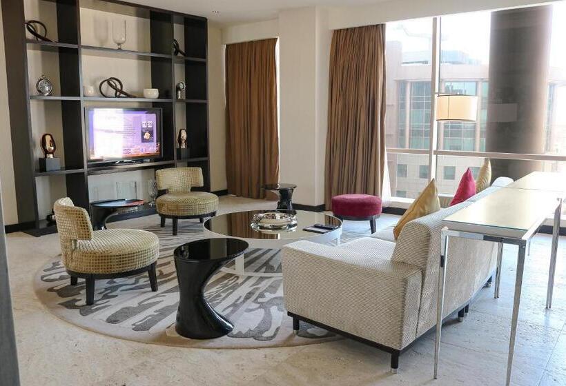 هتل Millennium Plaza Doha