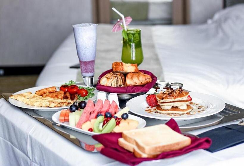 هتل Millennium Plaza Doha