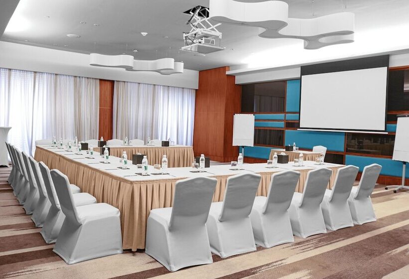 هتل Millennium Plaza Doha