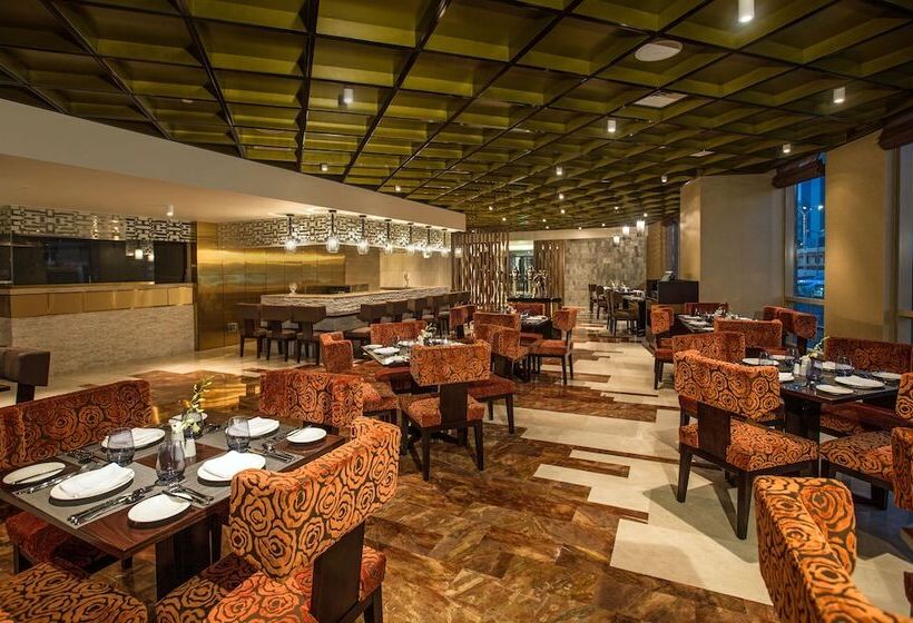 호텔 Millennium Plaza Doha