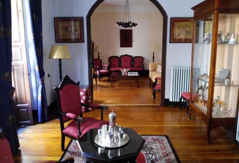 فندق Ordóñez Sandoval