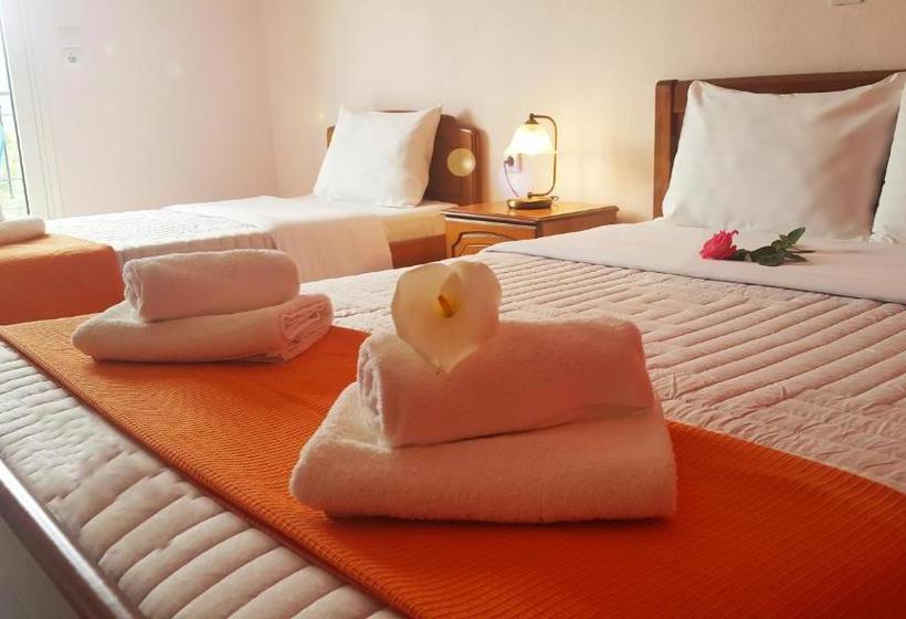 ホテル Paradosi Rooms