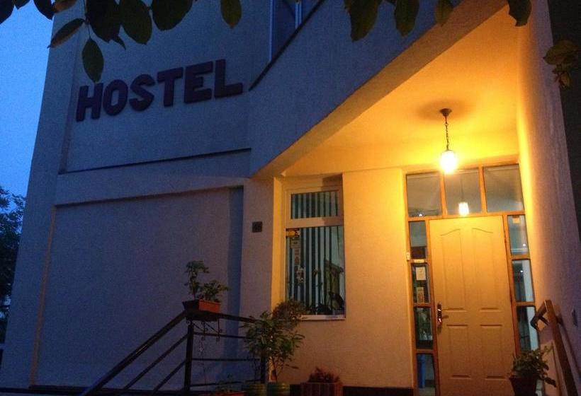 Отель Pensiunea Titan