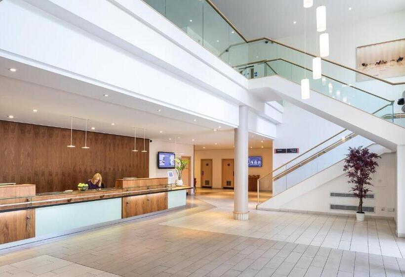 فندق Radcliffe   Warwick Conferences