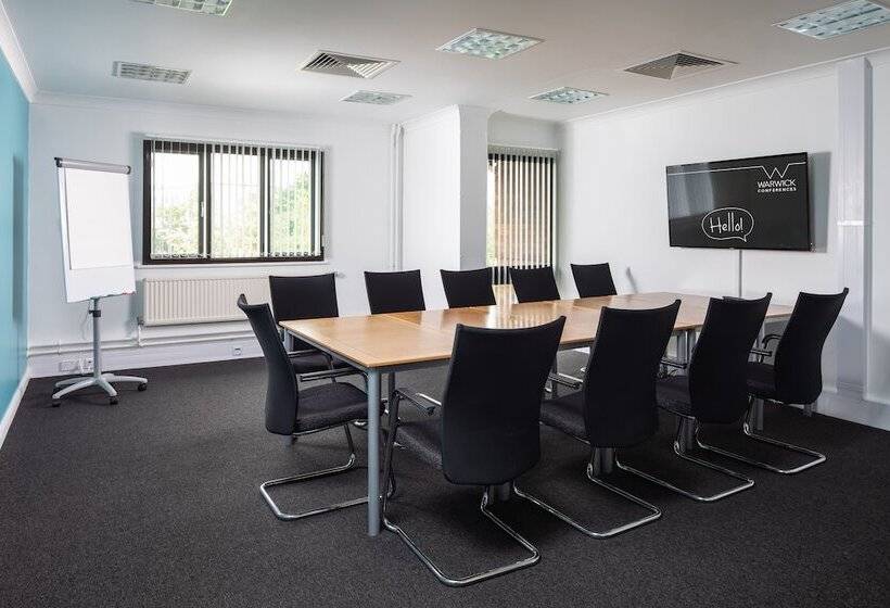 호텔 Radcliffe   Warwick Conferences