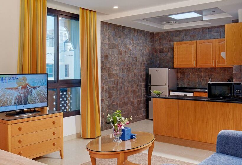 هتل Roda Beach Resort