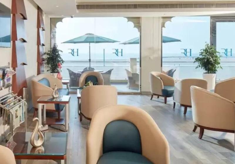 هتل Roda Beach Resort