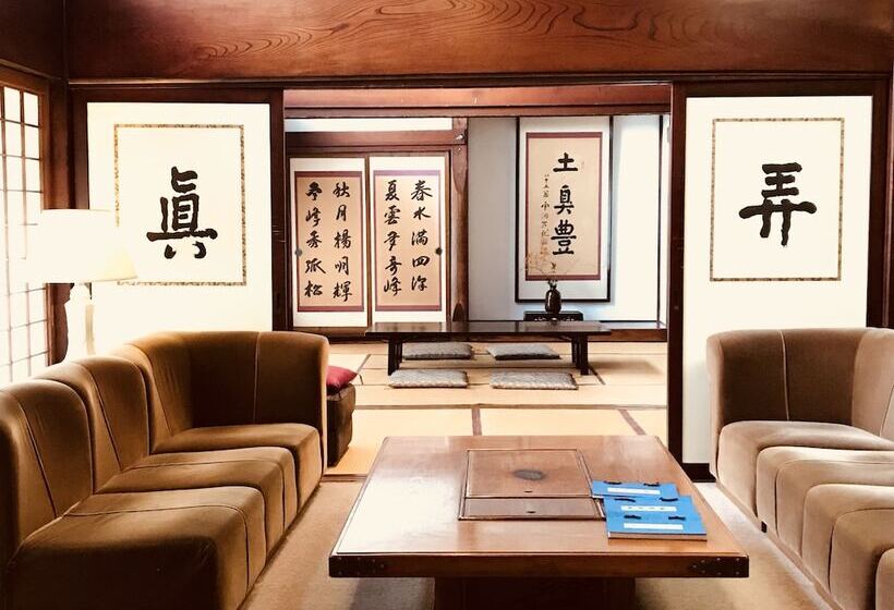 בית מלון כפרי Ryugon