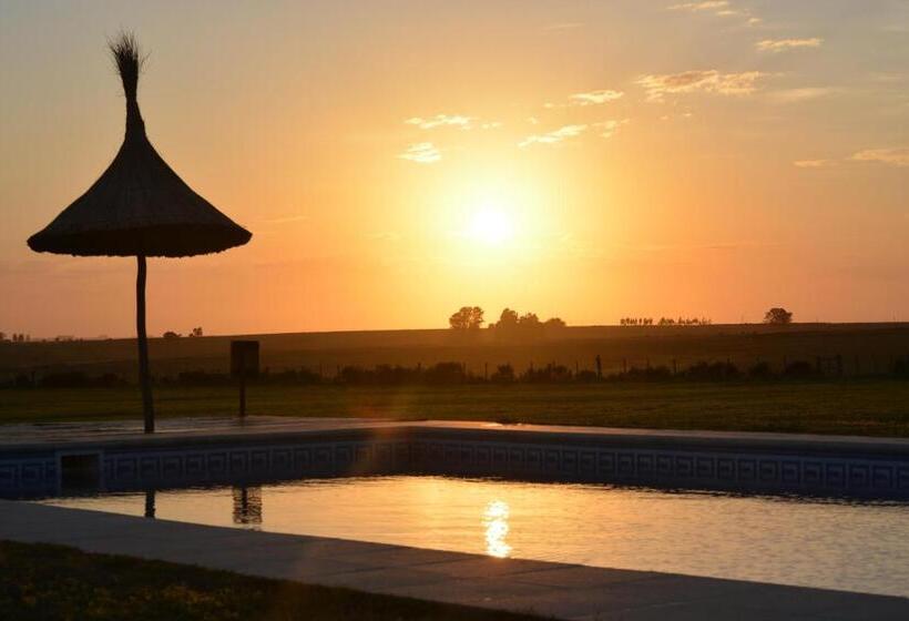 Отель Santa Cristina