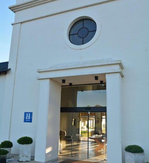 Отель Santa Cristina