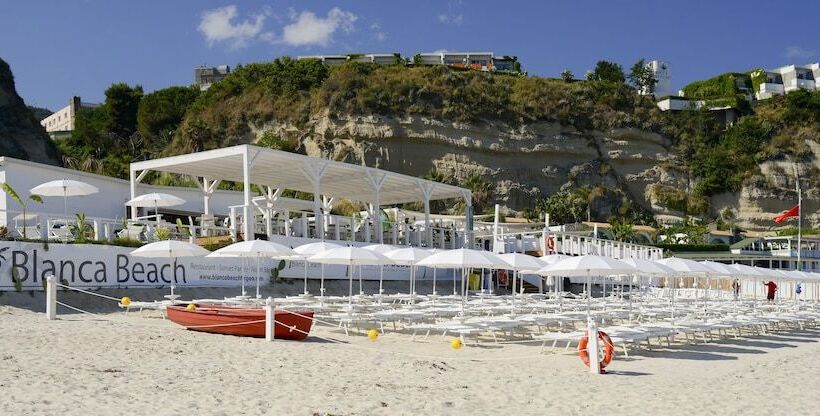 ホテル Sentido Michelizia Tropea Resort