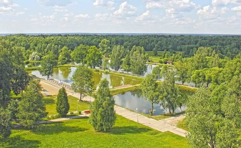 Отель Sofrino Park