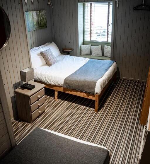 فندق The Bear Inn