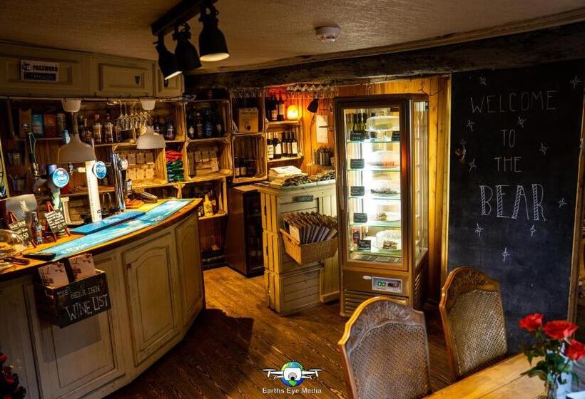 فندق The Bear Inn