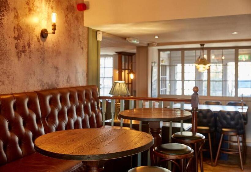 Отель The Bushel By Greene King Inns