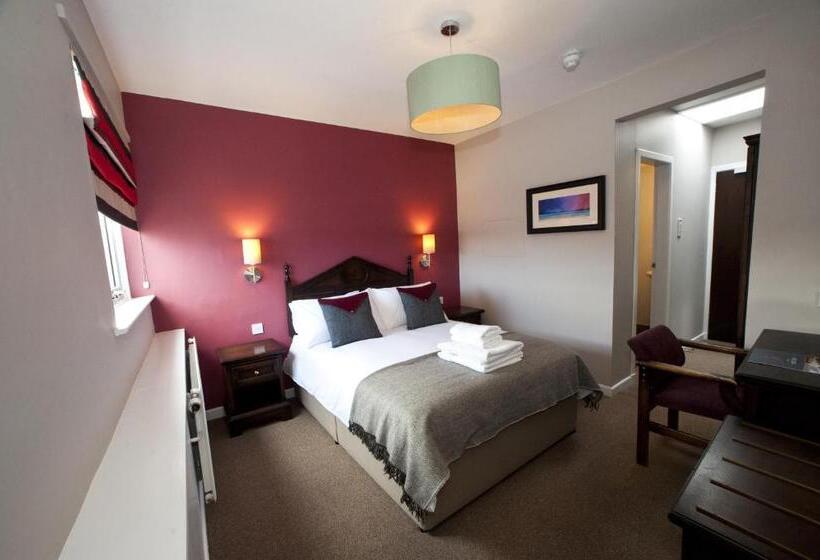 فندق The Crown Inn