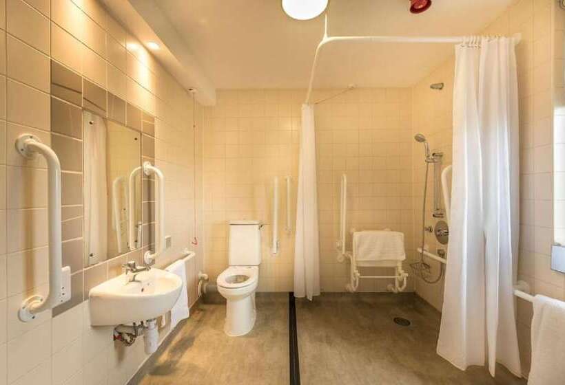 Отель The Lodge