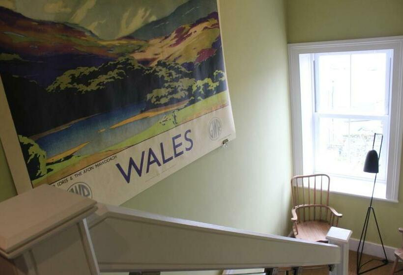 Отель The Tilman