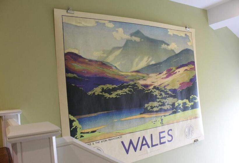 Отель The Tilman