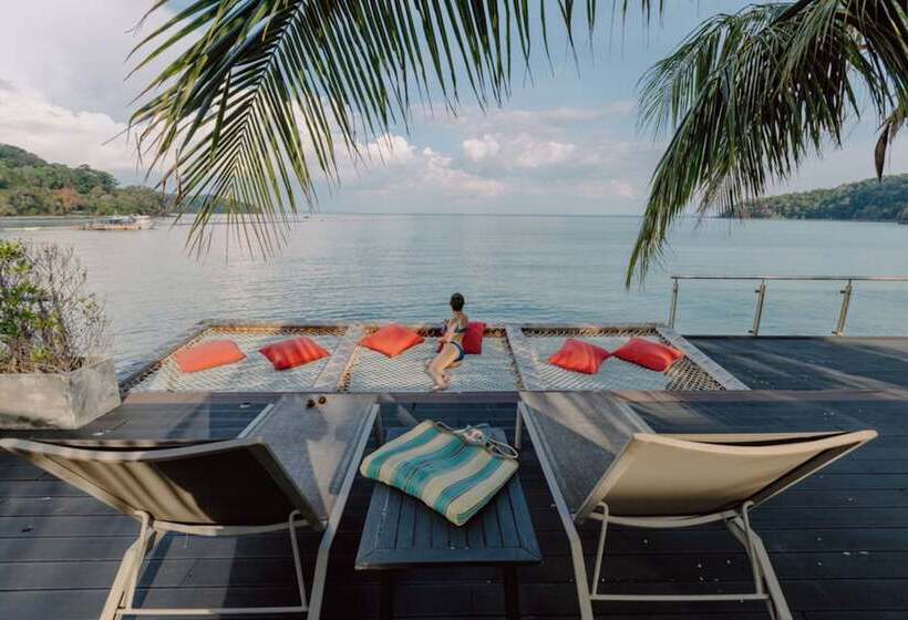 酒店 Tide Phuket Beach Front