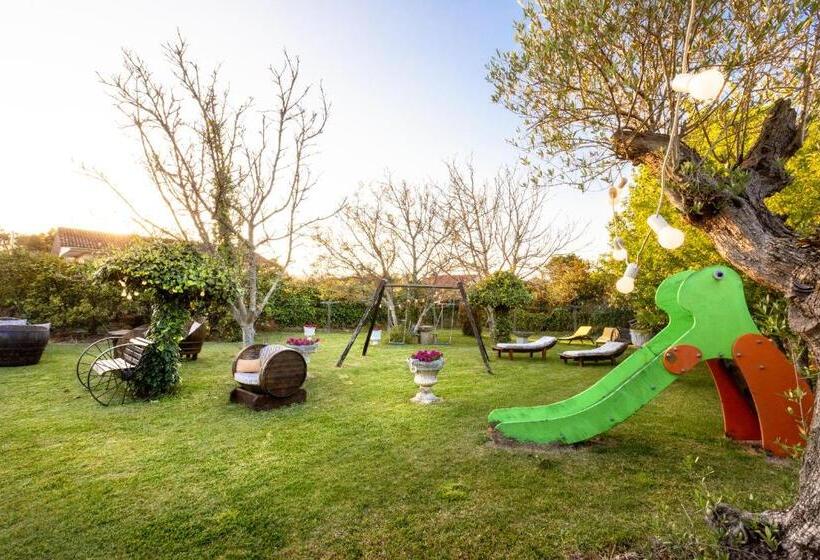 Отель Veiganova