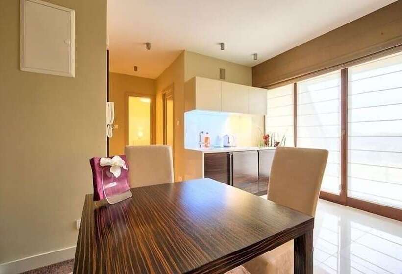 هتل Visitzakopane Eco Apartments