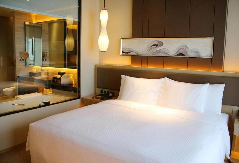 Отель Wanda Realm Bengbu