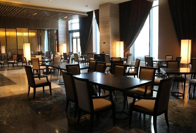 Отель Wanda Realm Bengbu