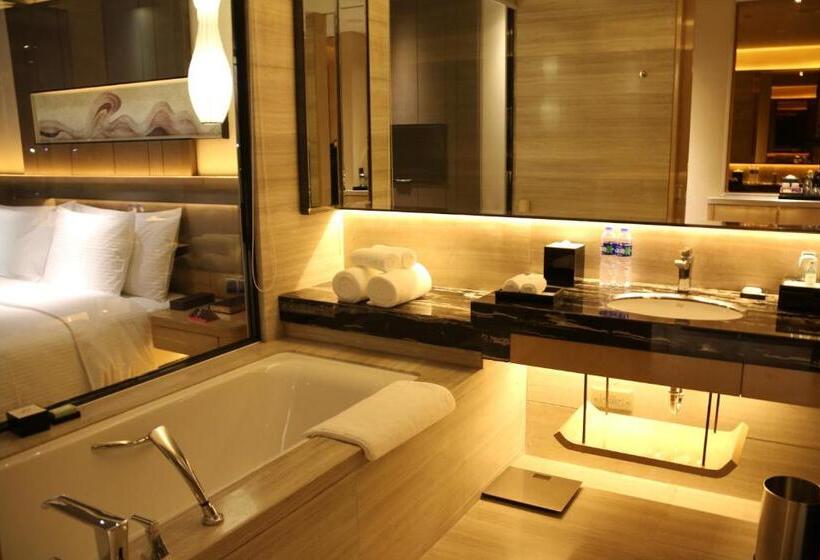 Отель Wanda Realm Bengbu