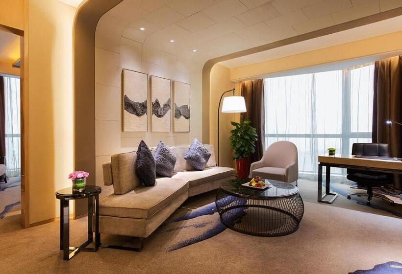 Отель Wanda Realm Bengbu