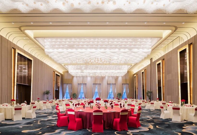 Отель Wanda Realm Bengbu